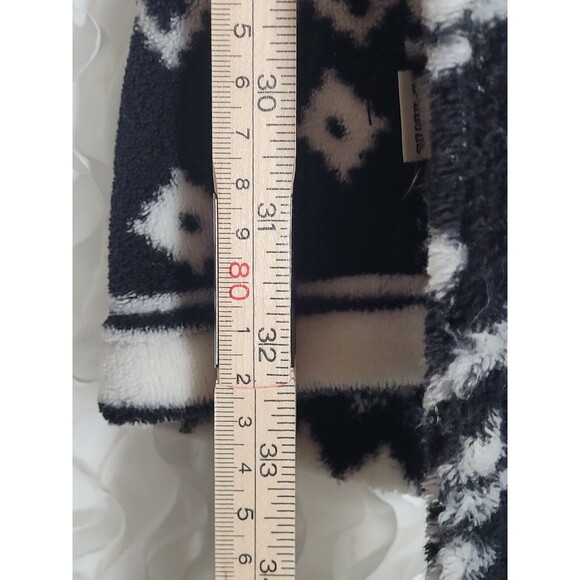 PINK Victorias Secret Fuzzy Plush Short Robe Sleepwear XS Black Fair Isle/Nordic - Picture 4 of 5